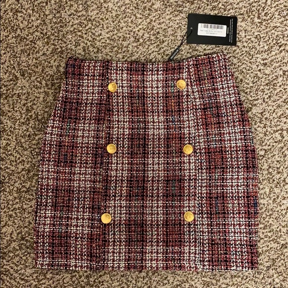 PrettyLittleThing Dresses & Skirts - Red tweed skirt - brand new